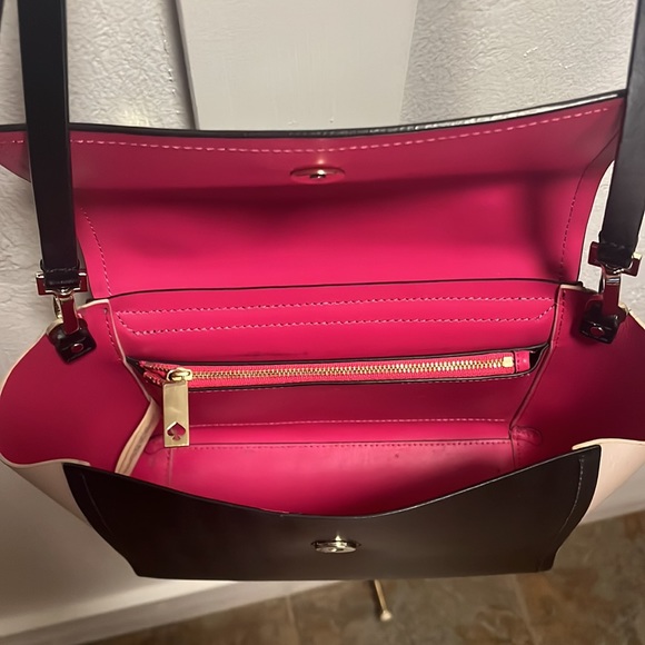 Kate Spade Crossbody - Picture 3 of 3